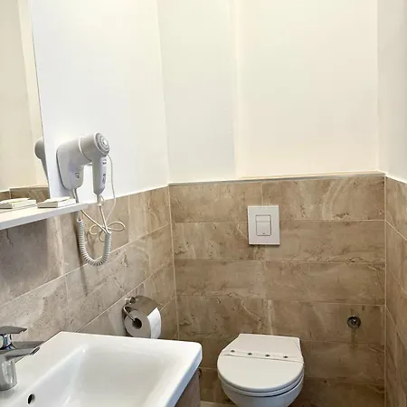 L&l Apartment *